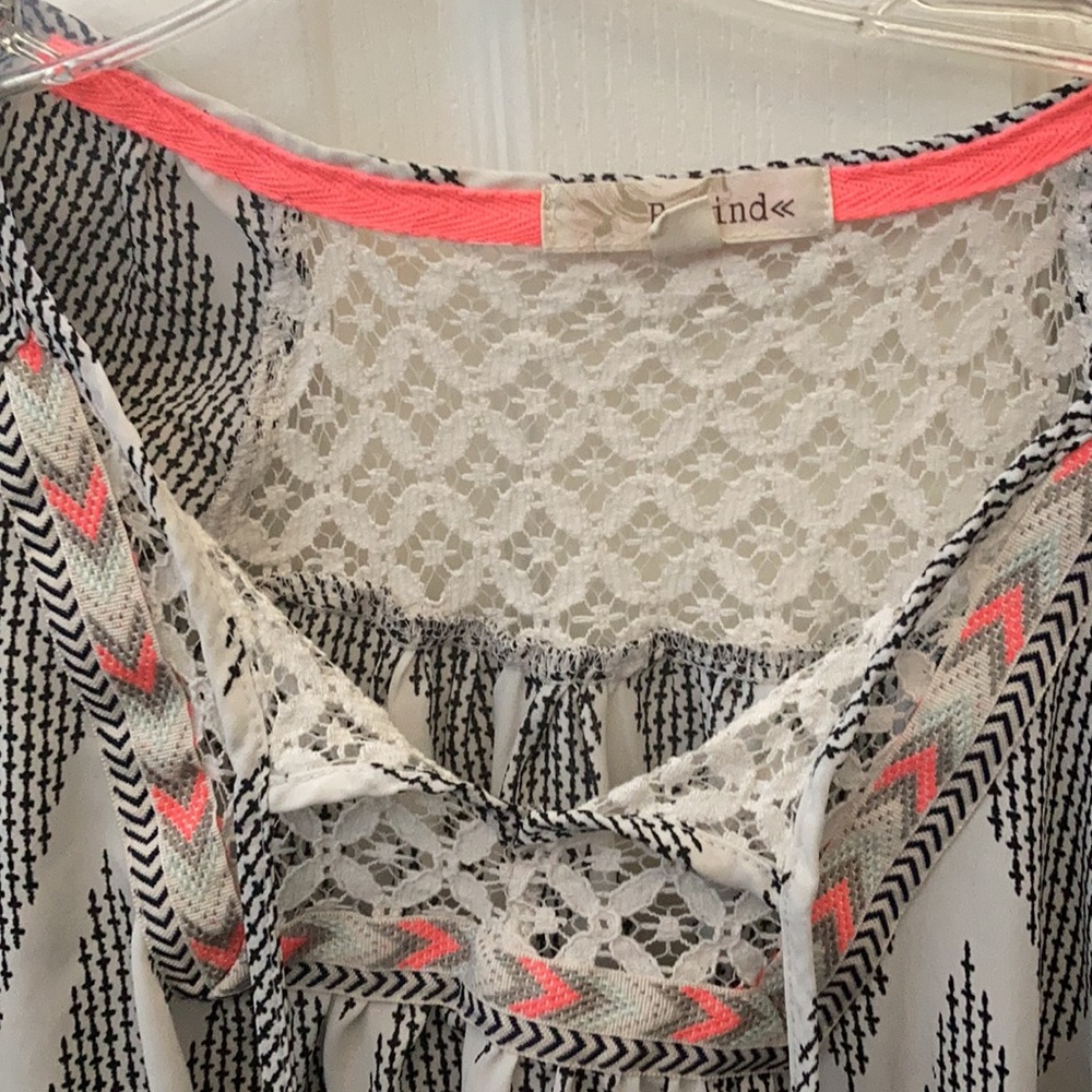 FINAL MARKDOWN Rewind peasant Style top small - Picture 4 of 5